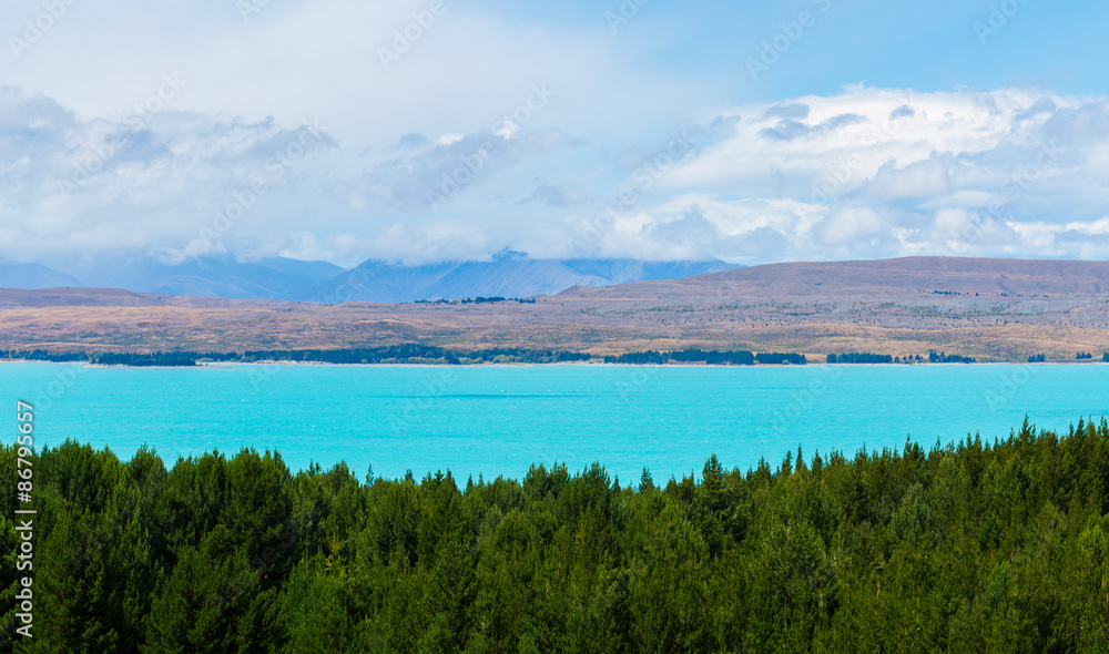 The beautiful turquoise blue colour of Lake Pukaki The beautiful turquoise blue colour of Lake Pukaki