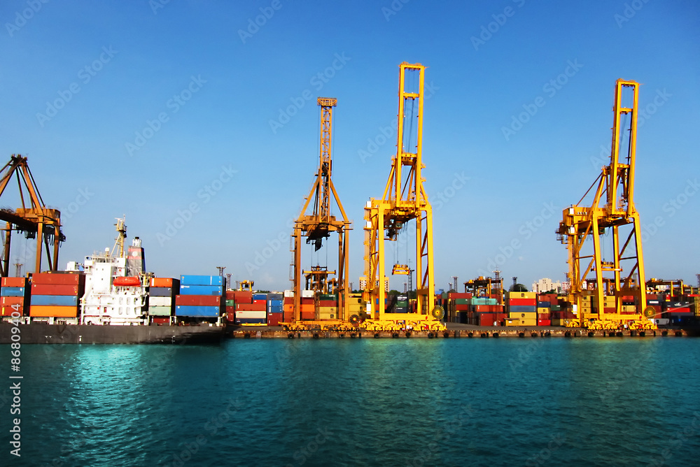 Fototapeta premium Colombo Harbor, Sri Lanka at the ship yard