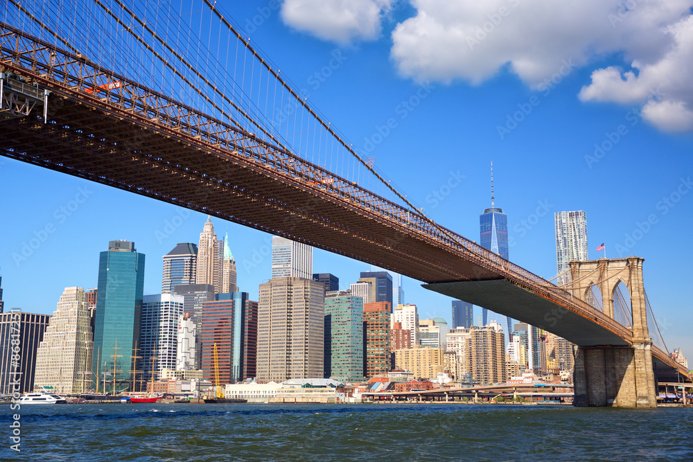 Fototapeta Brooklyn Bridge with Manhattan skyline, New York City