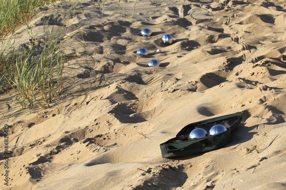 Obraz premium Boulekugeln am Strand