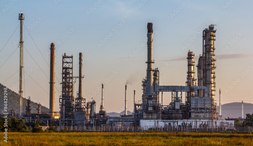 Oil refinery plant