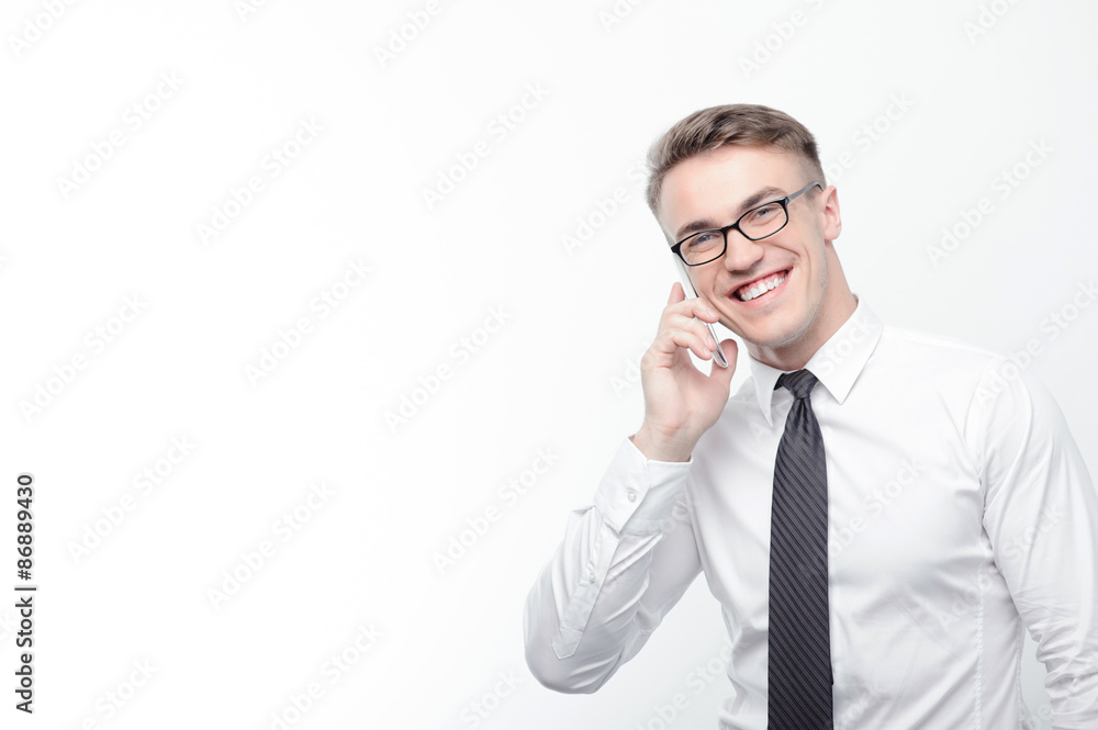 Businessman talking per mobile phone Businessman talking per mobile phone