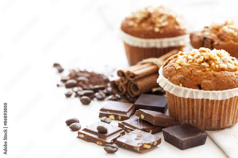 Muffin cakes with chocolate