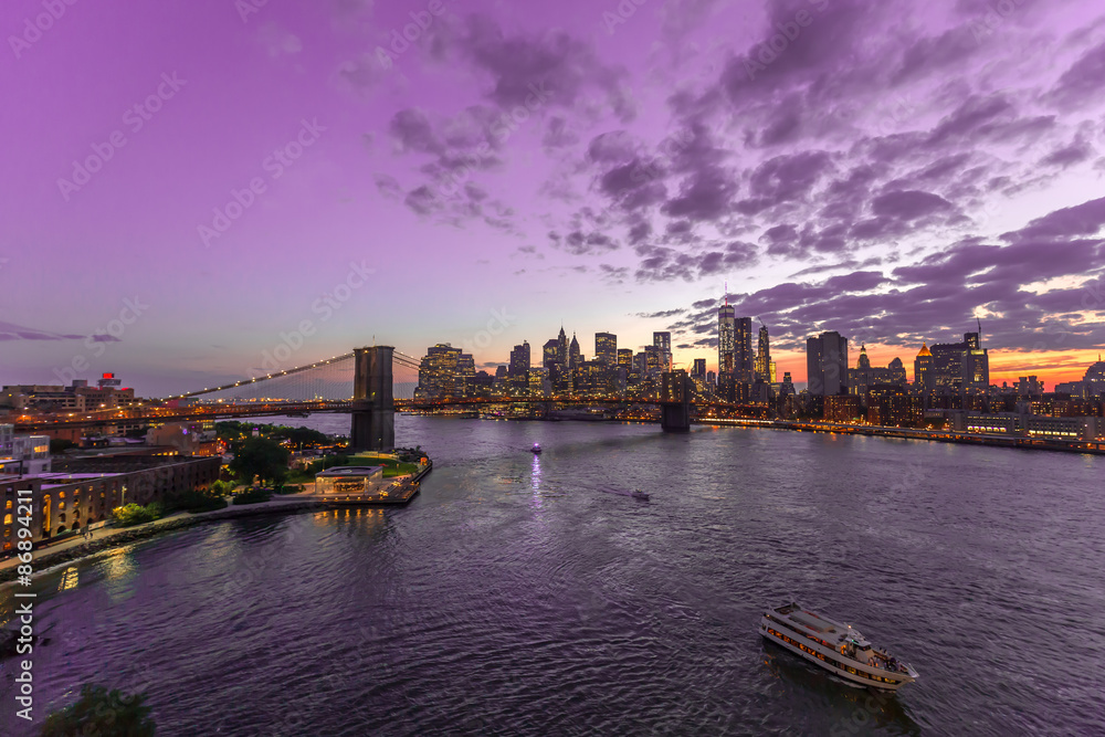 New York City Brooklyn Bridge evening sunset skyline