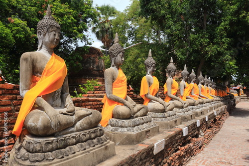 buddha statues at Wat Yai Chai Mongkhon