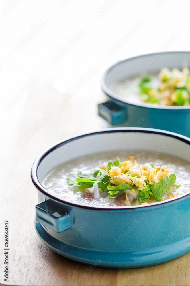 Rice congee mixed with meat