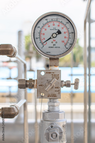 Pressure gauge