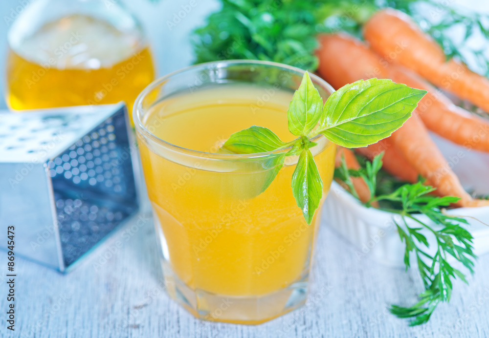 Fototapeta premium carrot juice