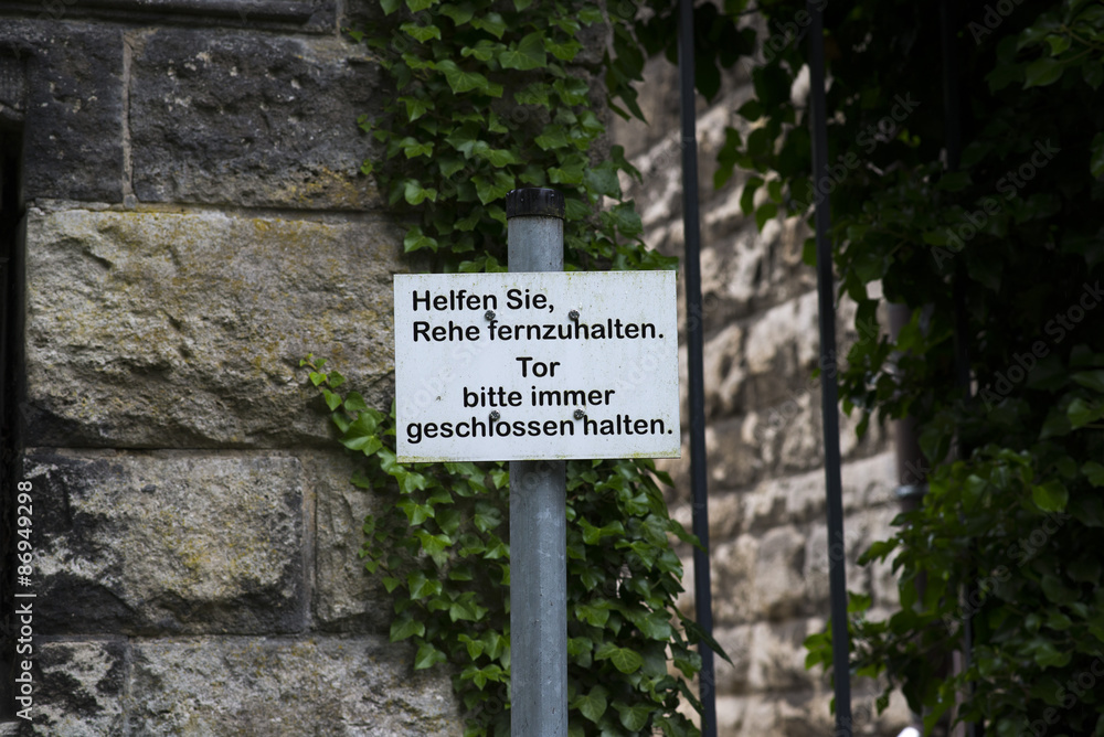 Obraz premium Tor immer geschlossen halten