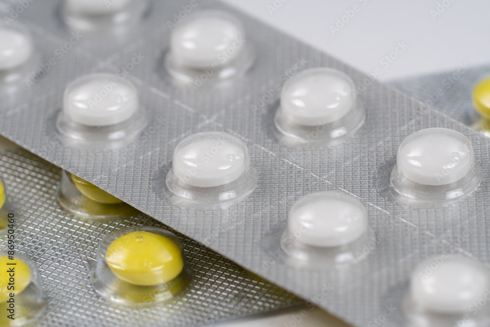 white and yellow pills white and yellow pills