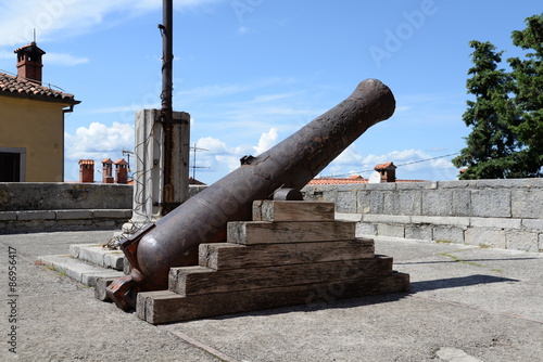 Kanone in Labin, Kroatien photo