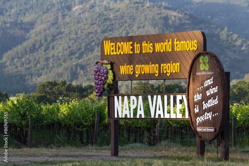 Napa Valley welcome sign photo