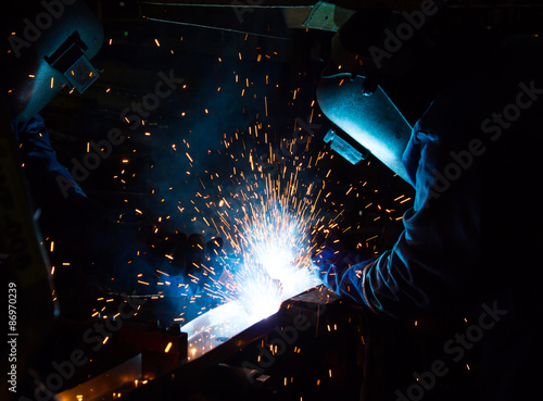 Valokuva The working in Welding skill up use in product part automotiv