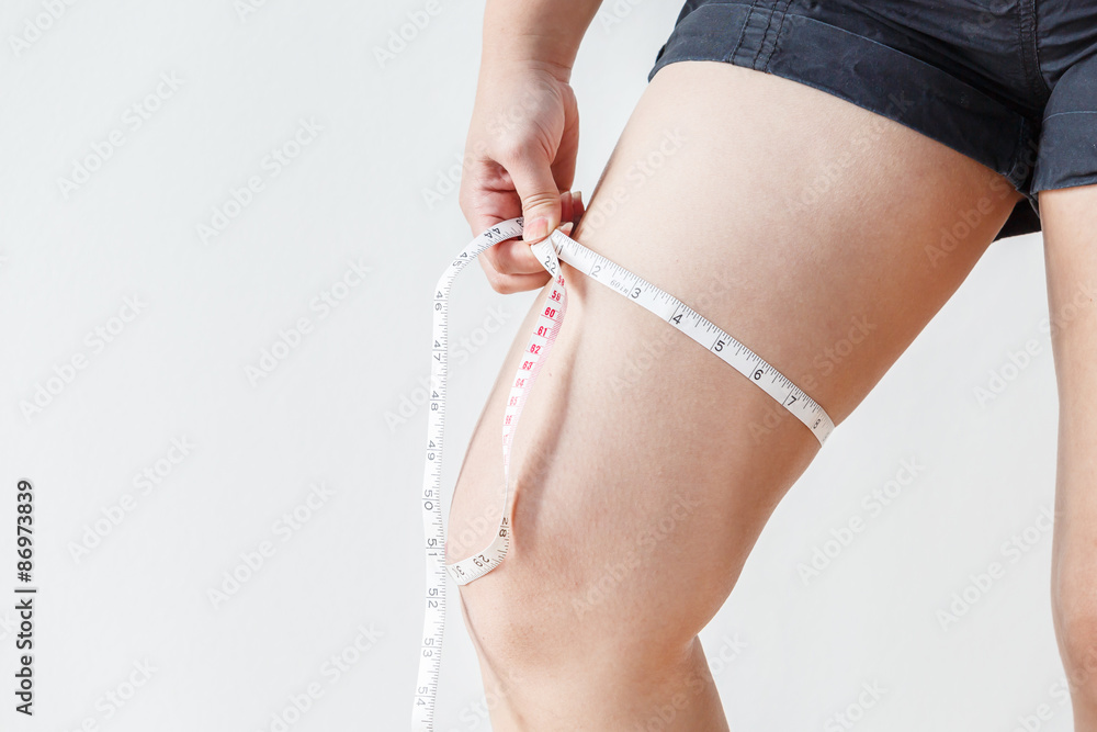 Fat women check leg size