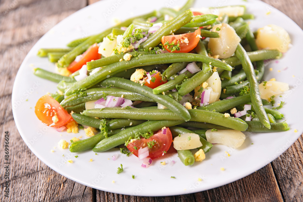 green bean salad with tomato and potato green bean salad with tomato and potato
