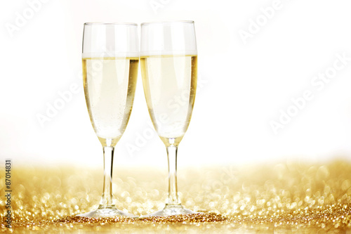 Fotótapéta Pair of champagne flutes