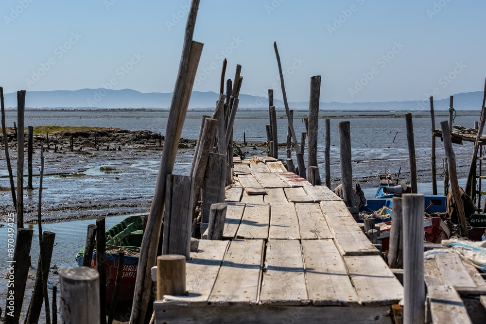 Fototapeta premium Very Old Dilapidated Pier in Fisherman Village
