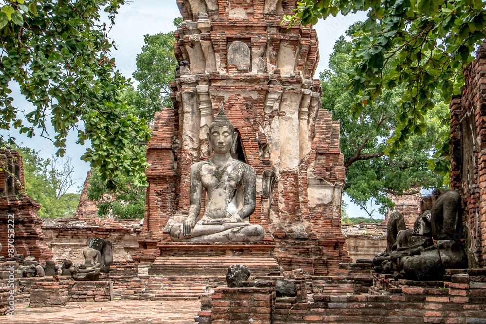 Ayutthaya Buddha 