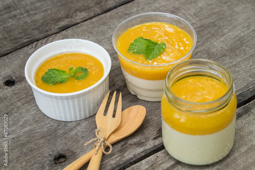 Mango Panna Cotta
