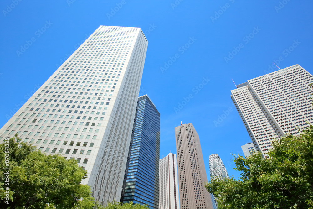 高層ビル・青空