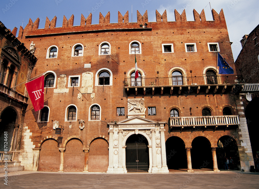 Fototapeta premium ヴェローナのスカラ家宮殿