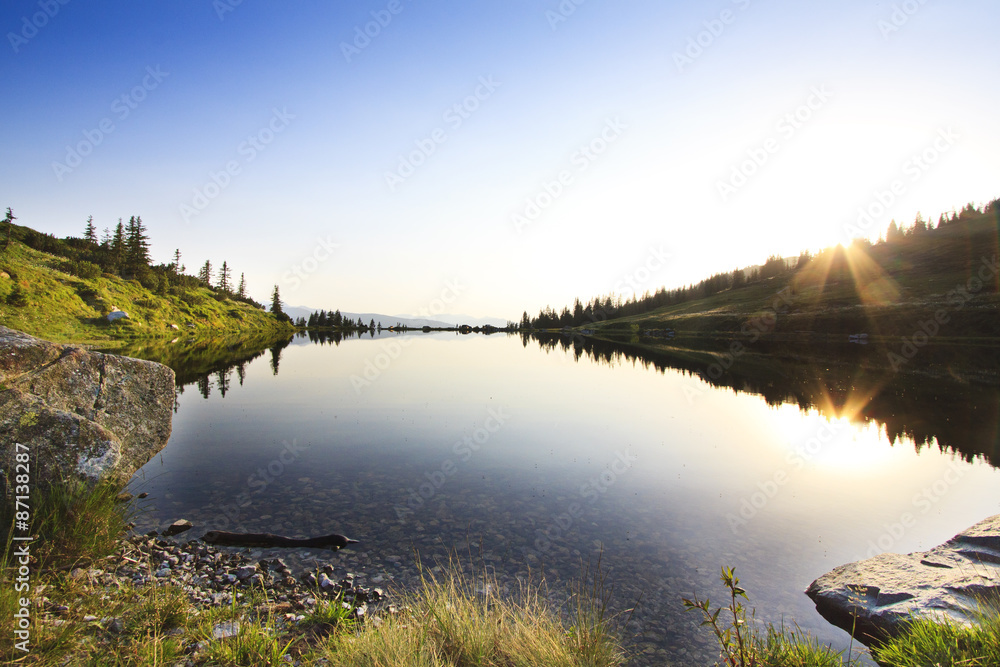Fototapeta premium Kreuzjöchelsee in Tirol 