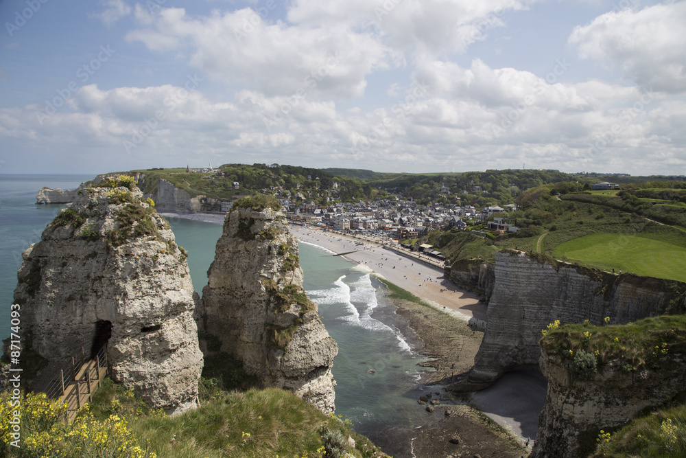 Panoramic views of famous village d'Etretat