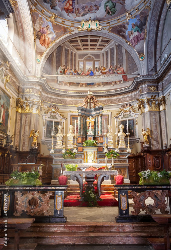 Obraz premium Gerola Alta (Sondrio) - Valtellina - Altare della chiesa di San Bartolomeo