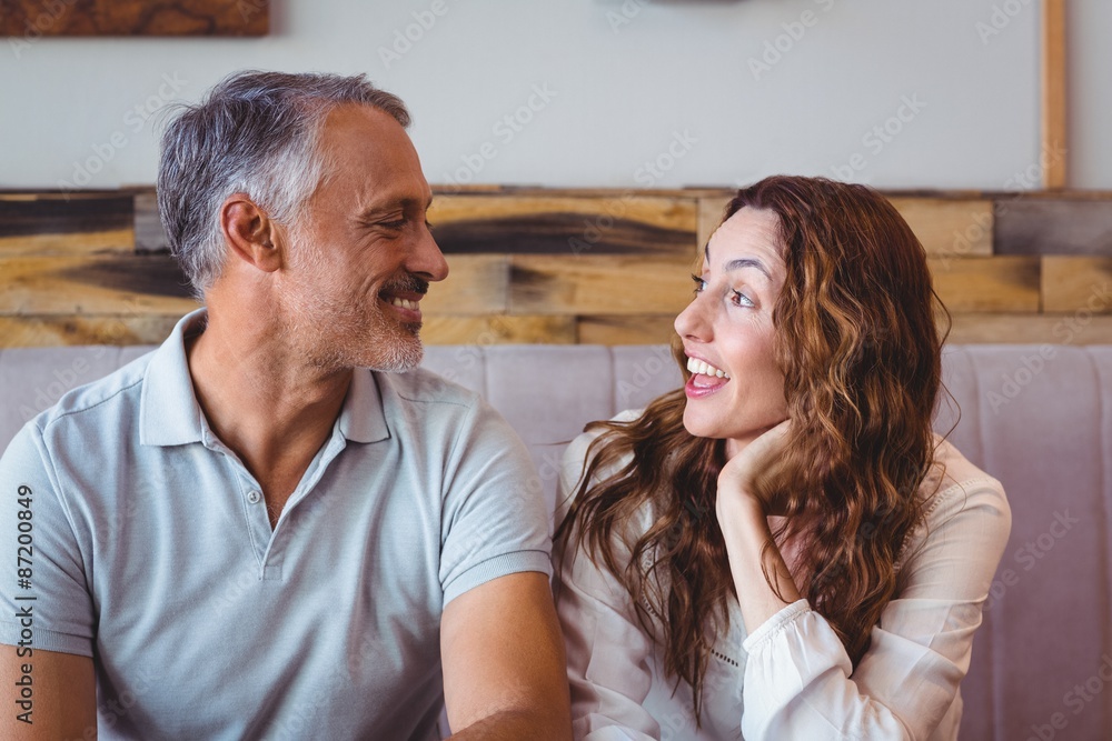 Naklejka premium Cute couple laughing 