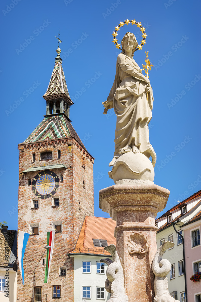 Schmalzturm with Mary fountain