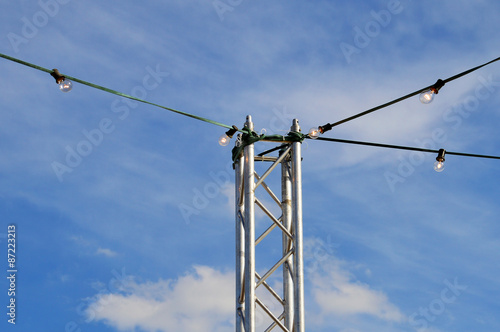 Wallpaper Mural Stahlträger mit Stromkabel und Glühbirnen Torontodigital.ca