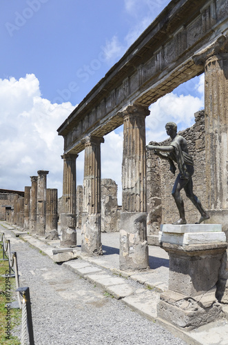  Temple of Apollo in Pompeii , Italy
