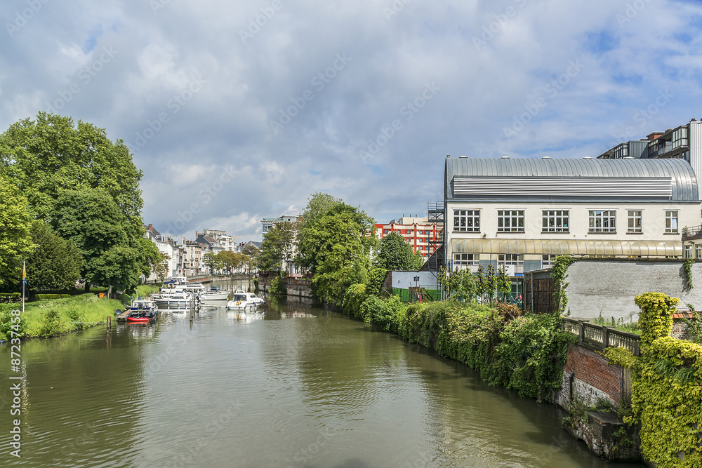 Fototapeta premium View of picturesque houses along channel in Ghent. Belgium.