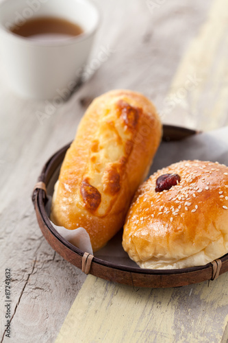 Freshly baked homemade bread in a bamboo basket  Selective focus