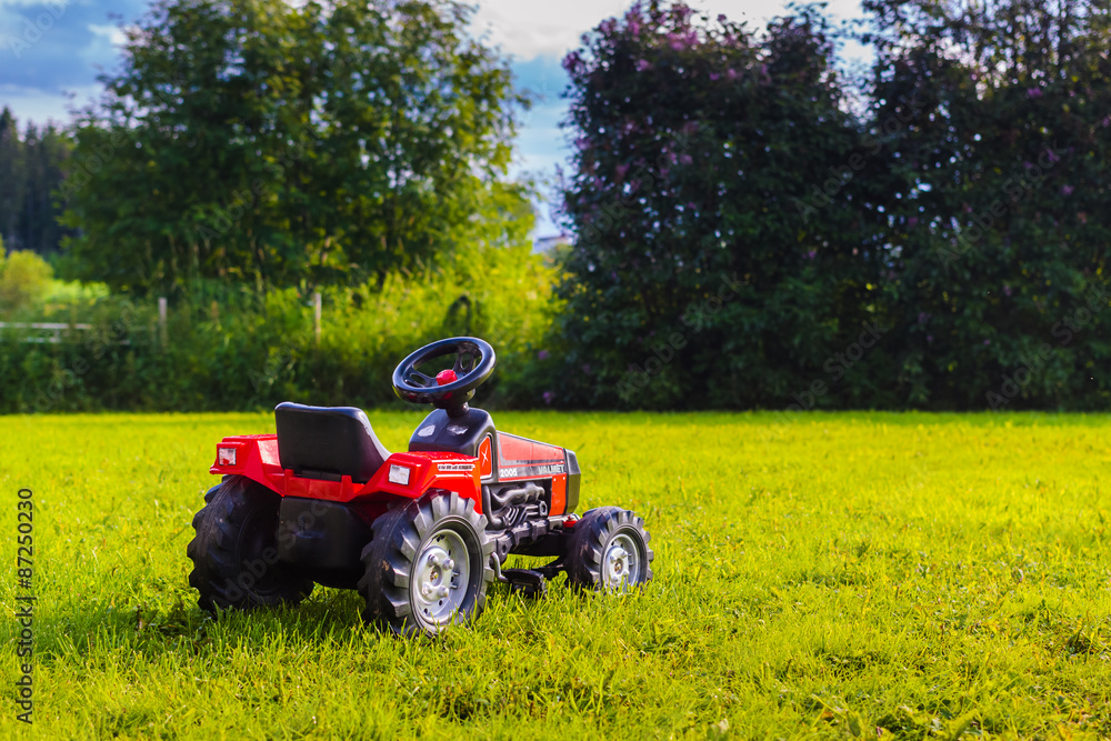 Plastic Toy Tractor Plastic Toy Tractor