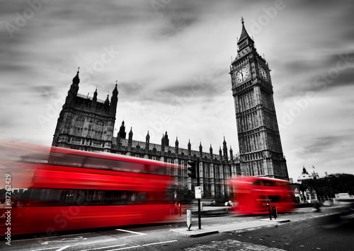 Plakat Czarno-biały Londyn i czerwone autobusy