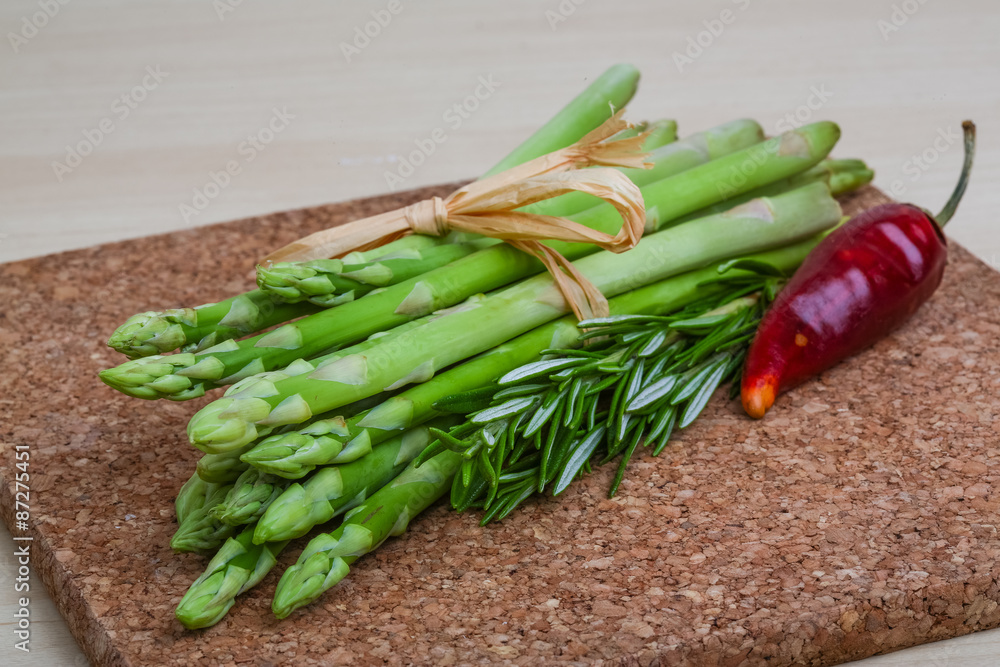 Raw asparagus