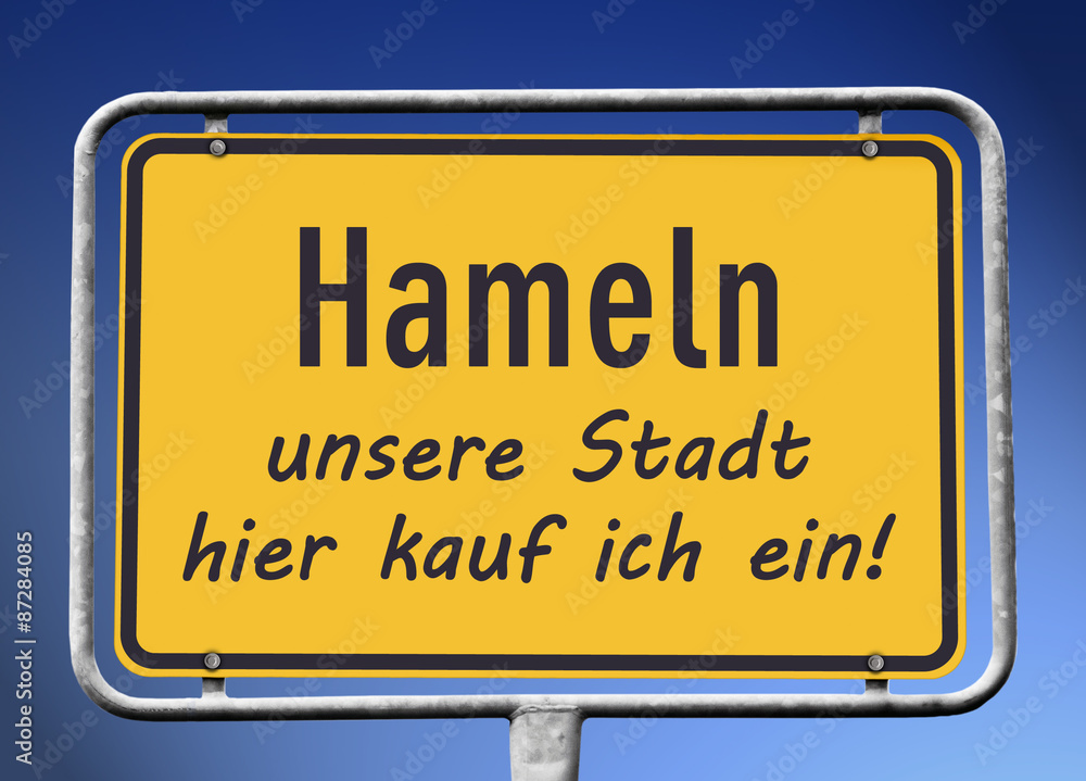 Baden-Baden unsere Stadt,
hier kauf ich ein! Baden-Baden unsere Stadt,
hier kauf ich ein!