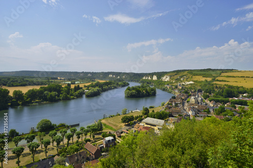 La Seine parcourt les Andelys (27700), département de l'Eure en région Normandie, France © didier salou