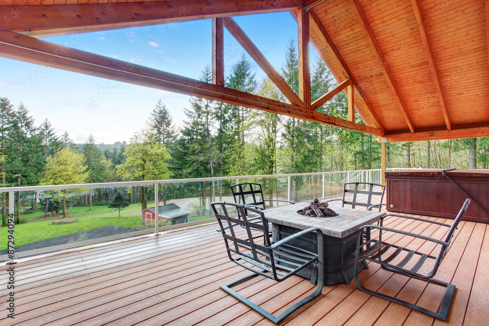 Lovely covered and furnished balcony. Lovely covered and furnished balcony.
