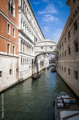 The bridge of Sighs through the Palace canal. Venice. Italy. 