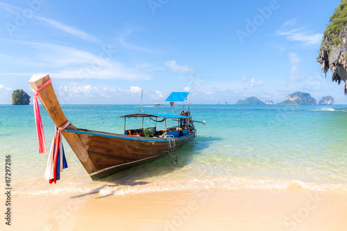 Tropical beach and boat © vichie81