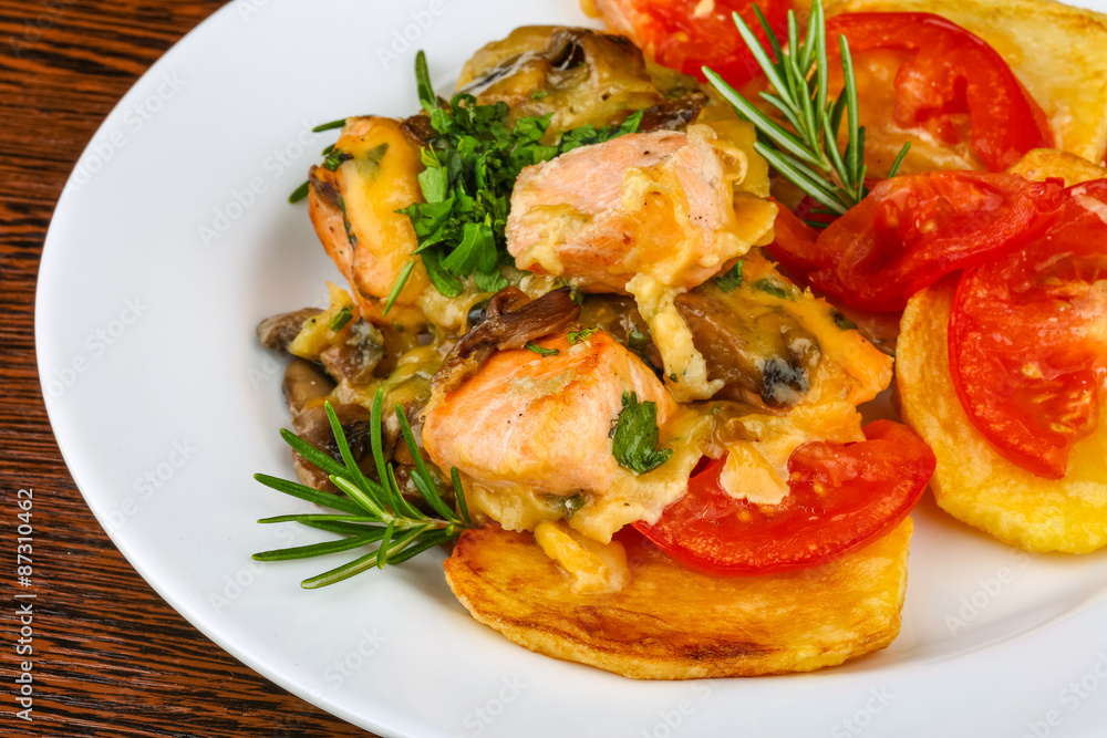 Salmon with grilled vegetables Salmon with grilled vegetables