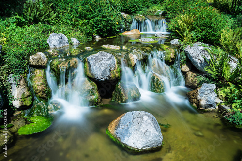 Wasserfall Gebirgsbach