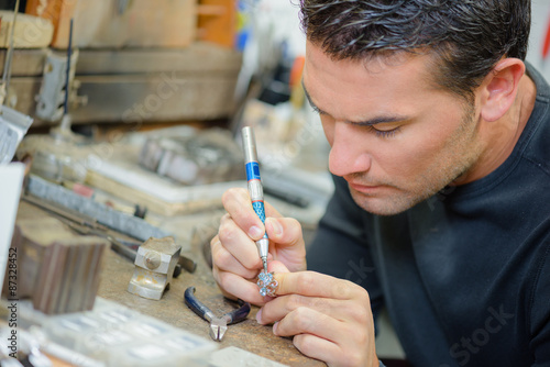 Картината върху платно Jeweler at work