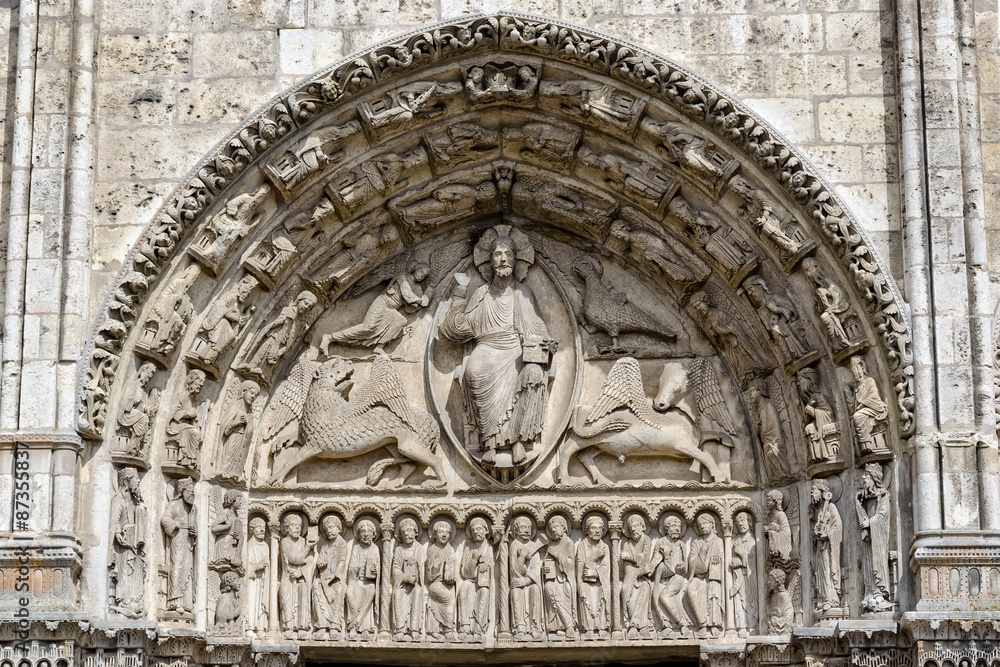 Central tympanum of the Royal portall at Cathedral Our Lady of C