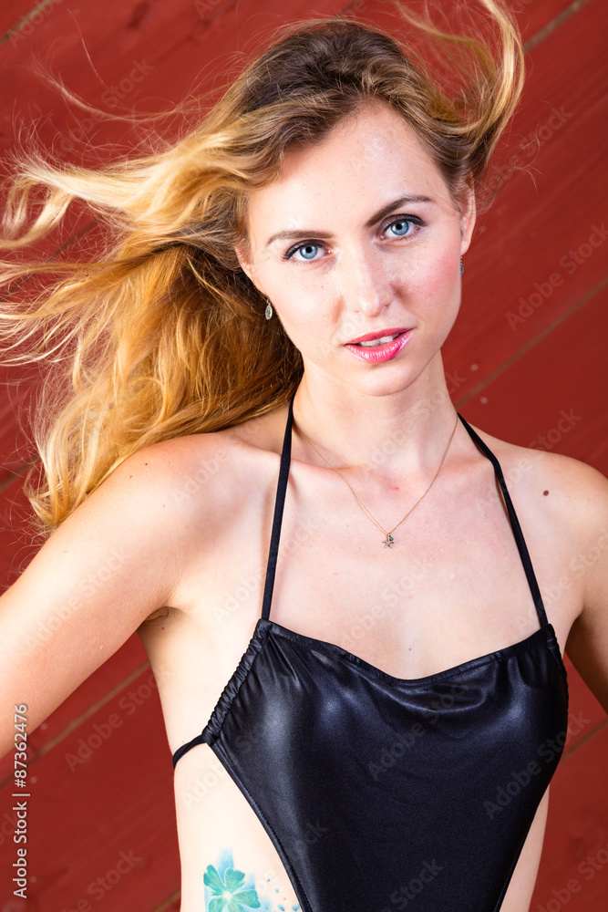 Fototapeta premium Sexy Blondie Posing