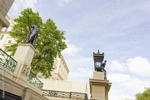 King George VI Memorial & Queen Elizabeth Memorial, The Mall, London photo