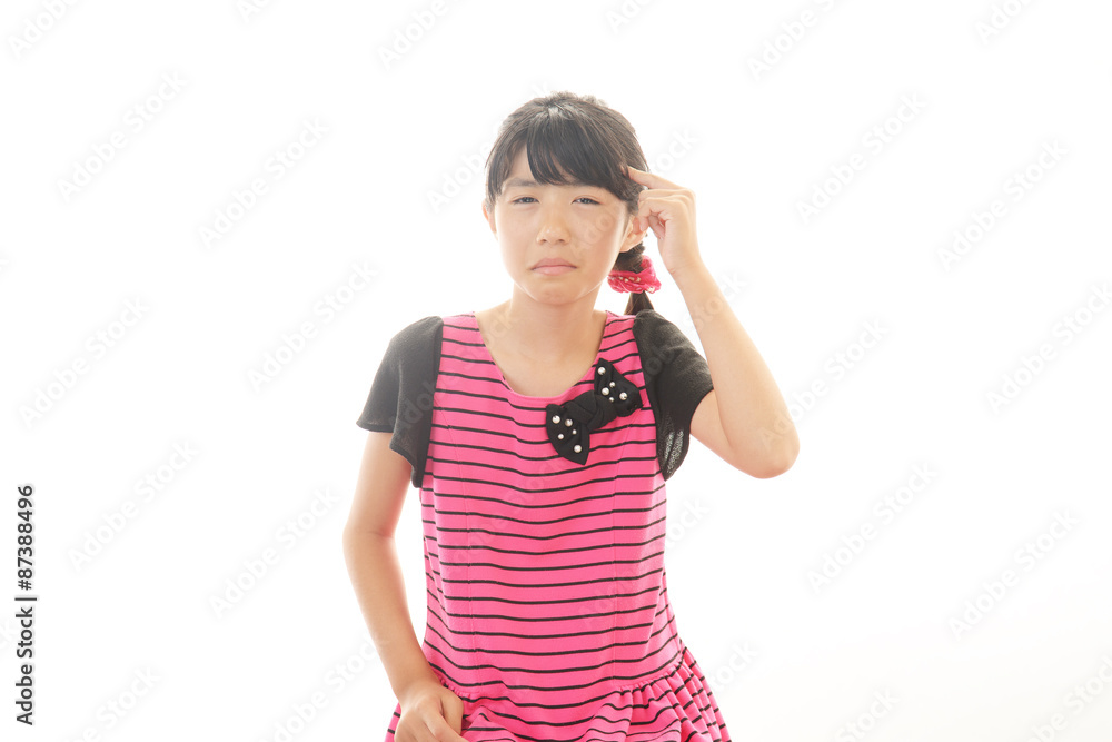 不安な表情の女の子 不安な表情の女の子