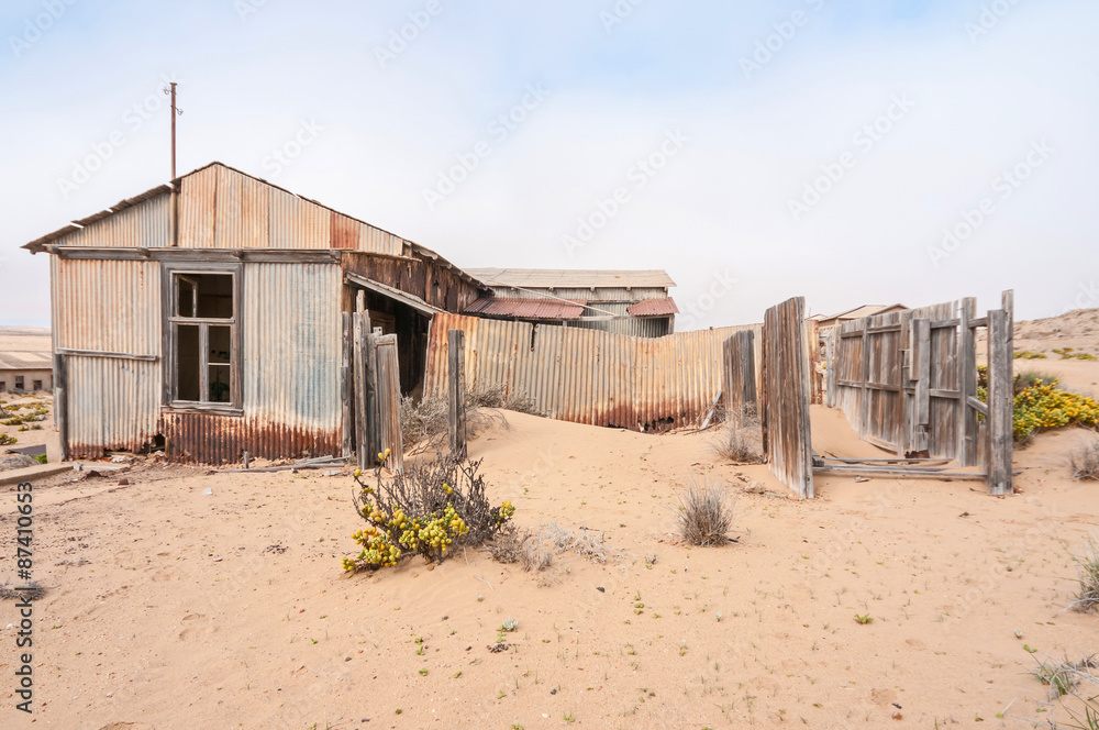 Building at the ghost town of Kolmanskop Building at the ghost town of Kolmanskop